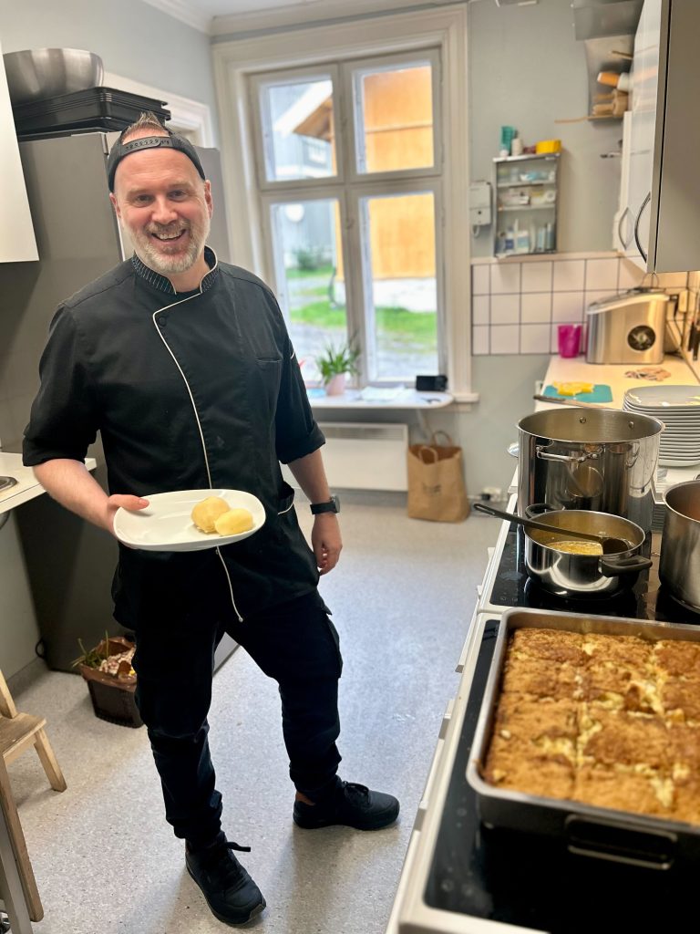 Kim Nybakken in the kitchen